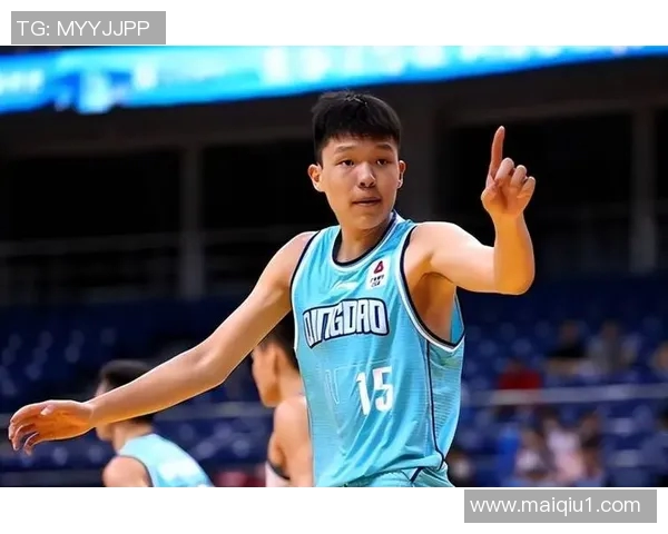 杨瀚森正式宣布参加2023年NBA选秀引发广泛关注与期待 杨瀚森正式宣布参加2023年NBA选秀引发广泛关注与期待